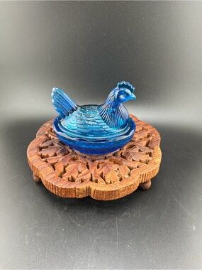 L.E. Smith Dark Blue Glass Hen-on-Nest Trinket‎ Dish 3.5